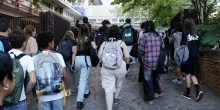 Educazione affettiva a scuola e stop allo smartphone, cosa chiedono le famiglie italiane