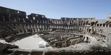 Operaio morto al Colosseo, &ldquo;Anfiteatro chiuso anche venerd&igrave;, il ministro Giuli incontrer&agrave; i dipendenti&rdquo;