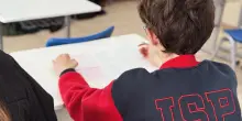 Lecce, bambino di 6 anni a scuola con un coltello nello zaino