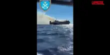 Grecia, incendio su traghetto a nord di Mykonos: le operazioni di spegnimento