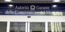 Telefonate luce e gas, l&rsquo;Antitrust segnala criticit&agrave;: allarme su concorrenza e lavoro