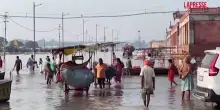 India: alluvioni nellUttar Pradesh, almeno 62 i morti