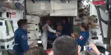 SpaceX, gli astronauti raggiungono la Stazione Spaziale Internazionale