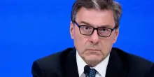 Manovra, via libera del Cdm a Dpfp e scostamento per energia e difesa