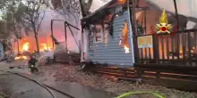 Peschiera del Garda, incendio in un campeggio: ci sono decine di feriti