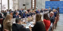 Electrolux, l&rsquo;azienda ritira i licenziamenti: cosa prevede il nuovo piano presentato al Mimit