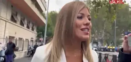 Caso Sangiuliano, larrivo di Maria Rosaria Boccia in tribunale