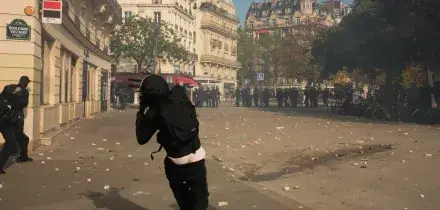 Francia, nuove proteste: Lecornu sospende le lezioni nei licei fino a venerd&igrave;