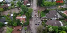 Cile, alluvioni a Santiago: strade e ospedali sommersi, auto trascinate dal fango