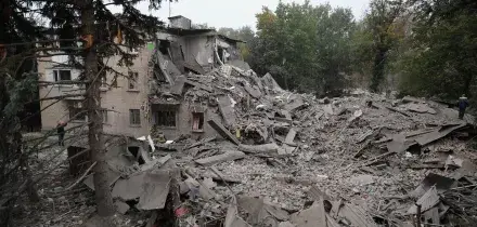 Ucraina, attacco aereo russo a Zaporizhzhia: almeno 15 morti