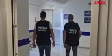 Catania, postava contenuti su stragi a scuola: a casa un casco militare, svastiche e un giubbotto antiproiettile