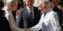Papa Leone XIV operato al Gemelli: asportato un tumore maligno al polmone destro
