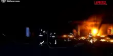 Ucraina, attacco con droni russi su Khmelnytskyi: in fiamme stazione di servizio