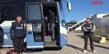 Migranti, il rimpatrio con un volo charter di 13 persone nordafricane