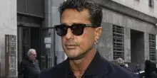 Fabrizio Corona non si ferma all&rsquo;alt e fugge: denunciato