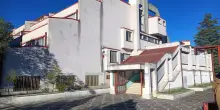 Madre e figlia avvelenate con ricina, perquisizioni sui pc del liceo di Alice e Sara a Campobasso
