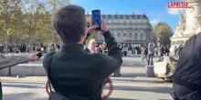 Scontri a Parigi, gli abitanti sconvolti dalla devastazione: "Mai vista una cosa simile"