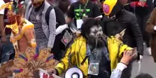 Messico, Zombie Walk nella capitale: in migliaia sfilano con trucchi "horror"