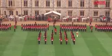 Il sultano dellOman ricevuto da Re Carlo, la cerimonia al castello di Windsor