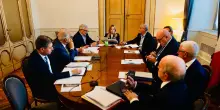Dl aiuti, via libera del Cdm. Meloni agli autotrasportatori: &ldquo;Non tolleriamo intimidazioni&rdquo;