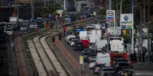 Dispositivi medici col contagocce? I rischi delle carenze di carburante per la sanit&agrave;