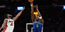 Nba, esordi vincenti per Lakers e Timberwolves. 45 punti di Anthony Edwards contro gli Heat