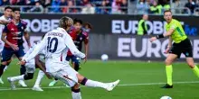 Serie A, il Bologna espugna Cagliari: 2-0 firmato Casale e Bernardeschi