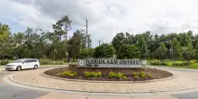 Stati Uniti, sparatoria vicino all&rsquo;universit&agrave; della Florida: almeno 12 feriti