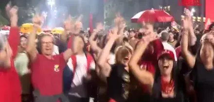Brasile, Lula di nuovo presidente: la grande festa per le strade di San Paolo