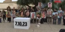 Israele al voto, le famiglie degli ostaggi osservano un minuto di silenzio