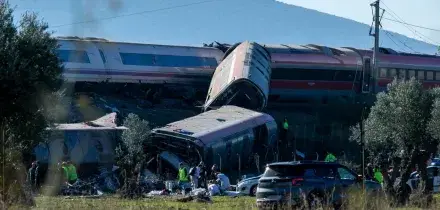 Spagna, scontro tra treni vicino Toledo: decine di morti &ndash; La diretta