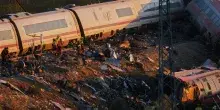 Spagna, scontro tra due treni vicino Toledo: si cercano i dispersi &ndash; La diretta
