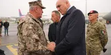 Elicottero caduto in Bosnia, Crosetto visita i feriti in ospedale: &ldquo;Mi inchino davanti al sacrificio dei militari&rdquo;
