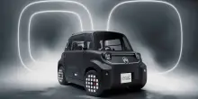 Citroen Ami Dark Side, la micro-mobilità elettrica svela il lato ribelle