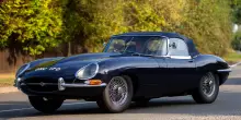 Modelli iconici ad Automotoretr&ograve; 2026, Jaguar compie 91 anni