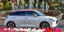 Suzuki Swift Hybrid Sakura, 21.950 euro per la serie speciale