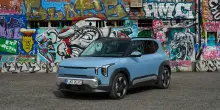 Nuovo Kia EV2, il prezzo del Suv compatto. In promozione da 23.950 euro