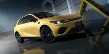 Leapmotor B05, la media elettrica che sfida VW Golf da meno di 30.000 euro