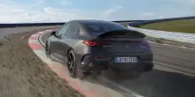 Addio benzina, Mercedes-AMG CLA 45 4MATIC+ diventa elettrica con 3 motori a flusso assiale e 680 cavalli