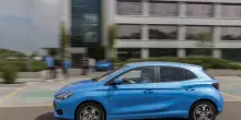 MG &ldquo;anticipa&rdquo; il 2027 e paga il bollo su MG3 e MG ZS Hybrid+