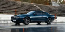 Dodge Charger, il prezzo in Italia delle versioni benzina e elettrica