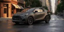Toyota C-HR GR Sport si rinnova e celebra di 10 anni di successo