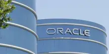 Oracle licenzia migliaia di persone con una mail: con i risparmi investir&agrave; in datacenter per l&rsquo;AI