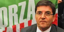 Cosentino, rallenta l&rsquo;iter verso la libert&agrave; dell&rsquo;ex sottosegretario condannato per camorra. La Corte d&rsquo;Appello gli sconta 14 mesi, il Pg impugna
