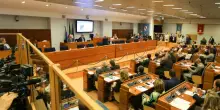Campania, in consiglio regionale il primo s&igrave; al &lsquo;reddito minimo&rsquo; per i poveri. &ldquo;Valuteremo l&rsquo;individuazione di una misura di sostegno&rdquo;
