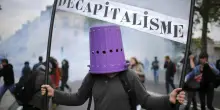 Francia, l&rsquo;economista Piketty lancia il referendum sulla &ldquo;tassa per i super-ricchi&rdquo;