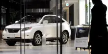 Auto, met&agrave; degli italiani rinuncia all&rsquo;acquisto dopo la trattativa. Pesa il costo finale