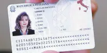 Caos carta d&rsquo;identit&agrave;: il Viminale &ldquo;dimentica&rdquo; il foglio provvisorio, migliaia di italiani bloccati rischiano di perdere ferie e biglietti