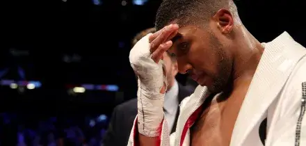 Incidente per Anthony Joshua in Nigeria: morte due persone, il pugile ritrovato in stato confusionale