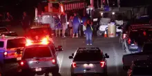 Usa, sparatoria durante una festa di quartiere in Georgia: due morti e decine di feriti